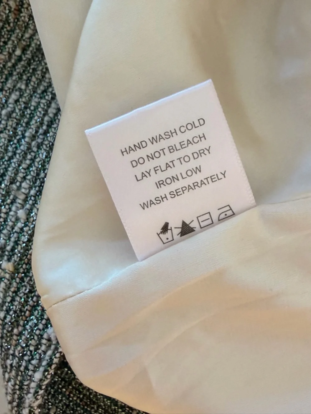 Lovers+Friends Ella Metallic Green Ruffle V-Neck Mini Dress. Size Large - Picture 11 of 11